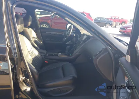 2021 Infiniti Q50 Red Sport 400 z USA, uszkodzony, nr VIN JN1FV7DP8MM850388